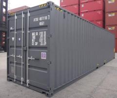 Gebrauchte 6-m- und 12-m-Seecontainer.