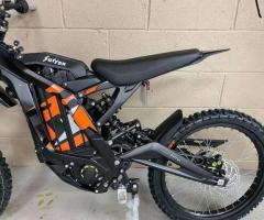 BRANDNEUE SURRON ELEKTRO-DIRTBIKES 2023